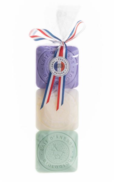 Confezione 3 saponi al latte d&